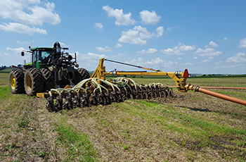 Low Disturbance Manure Injection in a farm field